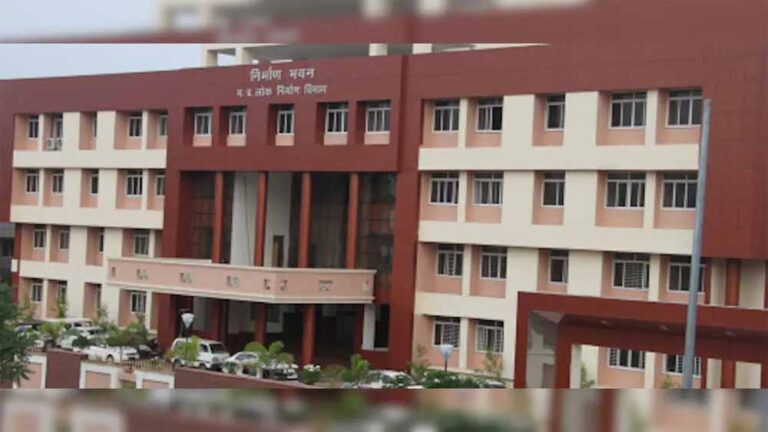 गुणवत्तापूर्ण कार्य करने वाले अधिकारियों की हुई प्रशंसा