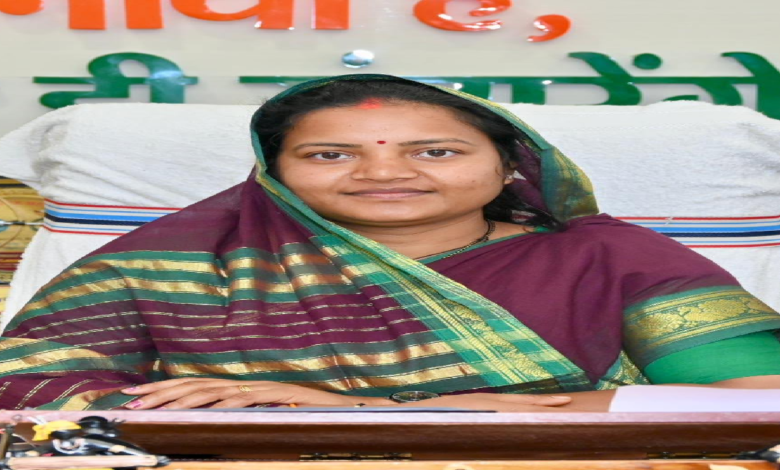CG : मंत्री लक्ष्मी राजवाड़े की पहल से भटगांव विधानसभा के 7 धान उपार्जन केंद्र होंगे सुविधा-संपन्न