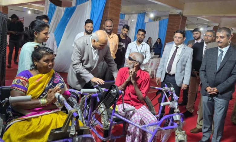 CG : सेवा की कहानी : सहायक उपकरणों से दिव्यांगजनों को मिला संबल, आत्मनिर्भरता की ओर बढ़ा कदम