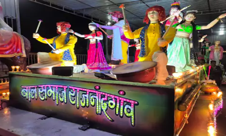राजनांदगांव : चलित झांकियों में होंगे ब्रह्मा-विष्णु-महेश के दर्शन कांतारा की थीम, रामसेतु, खांडव प्रस्थ का भी चित्रण…