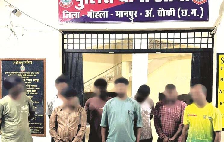 राजनांदगांव : तालाब पास जुआ खेलते 8 बंदी…