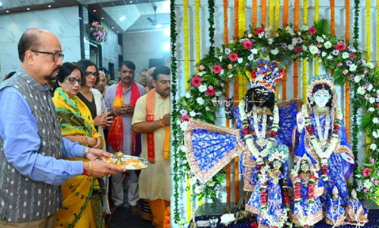 CG : राज्यपाल ने कृष्ण जन्माष्टमी पर बांके बिहारी मंदिर में की पूजा-अर्चना …