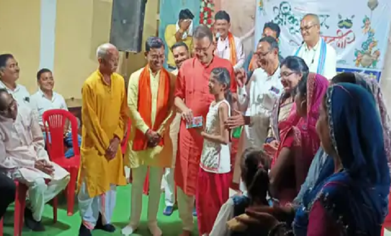 Rajnandgaon : यादव समाज ने मेघावी प्रतिभाओं का किया सम्मान …