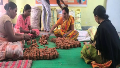 CG : महासमुंद में समूह की दीदियां गढ़ रहीं संकल्प के दीये …