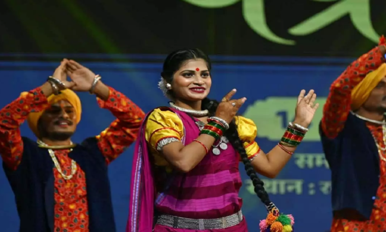 CG : सुमधुर लोकगायिकी से छत्तीसगढ़ी लोकगीतों में सराबोर हुआ रायगढ़, तीसरे दिन का हुआ यादगार समापन …