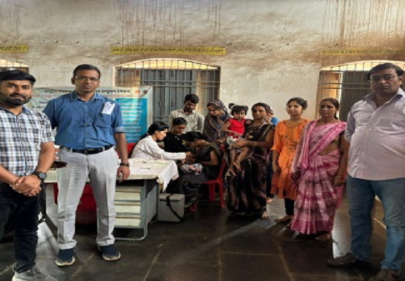 CG : शिशु संरक्षण माह के तहत आंगनबाड़ी केंद्रों में आयोजित स्वास्थ्य सत्रों का निरीक्षण …