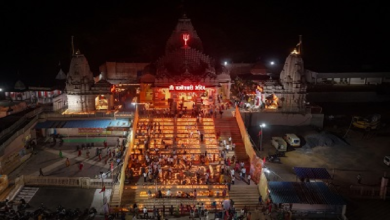 राजनांदगांव : आशीर्वाद का दीया से जगमगाया मां बम्लेश्वरी मंदिर प्रांगण…
