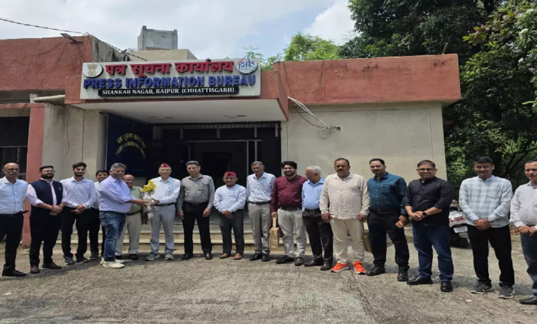 CG : छत्तीसगढ़ की आदिवासी शौर्य गाथा से रूबरू हुआ उत्तराखंड का मीडिया प्रतिनिधिमंडल …
