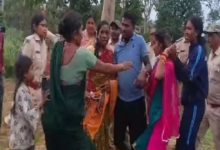 CG : जंगल में गरमाया माहौल, ग्रामीणों ने वन टीम को घेरा …