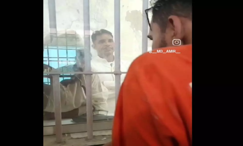CG : जेल में मुलाकात के दौरान बनाया VIDEO, वायरल वीडियो से मचा हड़कंप …