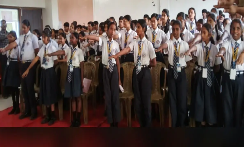 राजनांदगांव : विद्यार्थियों को तंबाकू से दूर रहने और तनावमुक्त जीवन जीने के लिए किया जागरूक…