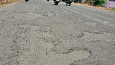राजनांदगांव : लखोली नाका से कन्हारपुरी जाने वाली सड़क जर्जर, राहगीर परेशान...
