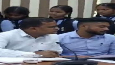 राजनांदगांव : स्कूल टाइमिंग बदलने के विरोध में कलेक्ट्रेट पहुंचे छात्र, जताई नाराजगी...