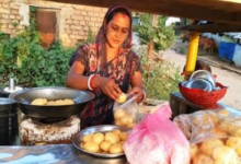 राजनांदगांव : महतारी वंदन योजना की राशि से आशा विश्वकर्मा ने शुरू किया गुपचुप का व्यवसाय...