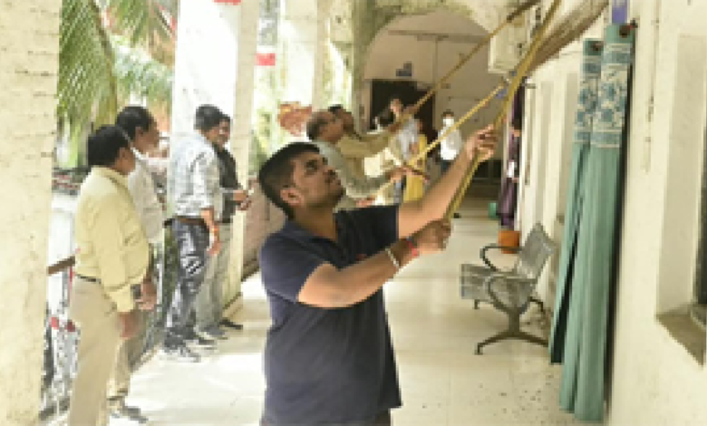 CG : सेवा संकल्प अभियान में स्वच्छता का संदेश, गांव से जिला मुख्यालय तक सरकारी दफ्तरों में चला सफाई अभियान…