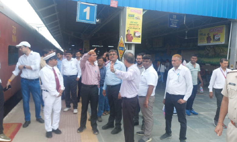 राजनांदगांव : रेलवे के जीएम इसी महीने करेंगे स्टेशन का निरीक्षण…