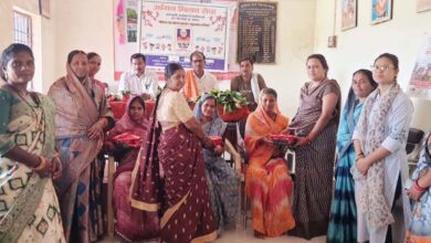 राजनांदगांव : सेवा संकल्प अभियान अंतर्गत ग्राम चारभाठा में आंगन मिलन सेवा कार्यक्रम का हुआ आयोजन...