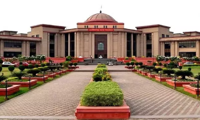 CG : CG High Court का बड़ा फैसला, पत्नी को सही नोटिस दिए बिना एकतरफा तलाक की डिक्री रद्द …