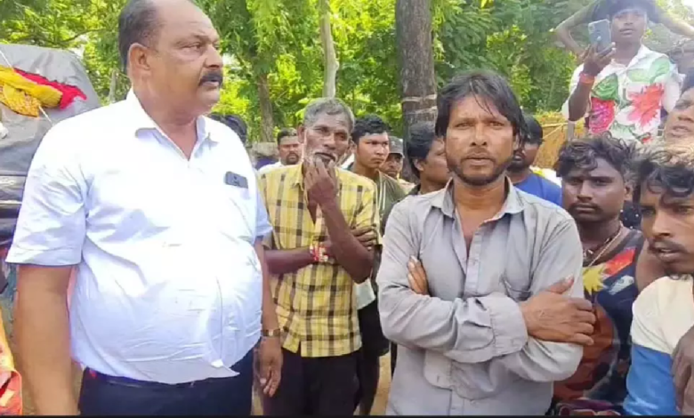 CG : अंतिम संस्कार को लेकर 5 घंटे हंगामा, VHP-बजरंग दल कार्यकर्ता भी पहुंचे …