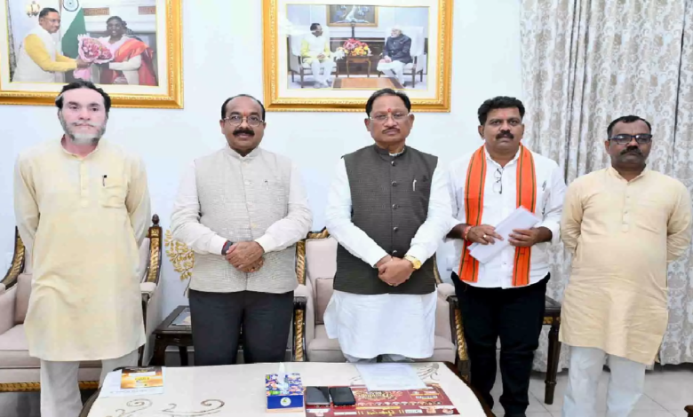 CG : गन्ना किसानों के हित में बड़ा निर्णय: अब 425 रुपए प्रति क्विंटल की दर से होगी गन्ने की खरीदी …