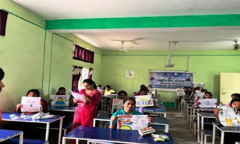 CG : युवा सोच से मजबूत होगा लोकतंत्र: साई बाबा आदर्श कॉलेज में पोस्टर व टेम्पलेट मेकिंग प्रतियोगिता का आयोजन …