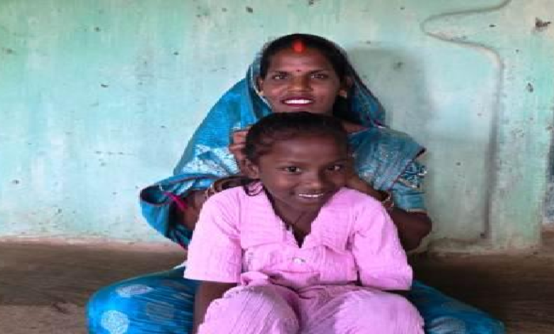 CG : नोनी सुरक्षा योजना से आंचल के उज्ज्वल भविष्य को मिला आर्थिक संबल, एक लाख रुपये का बॉन्ड बना सहारा …