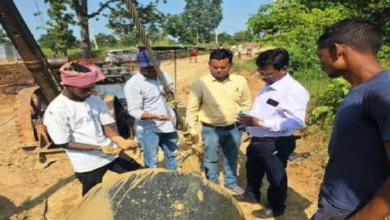 CG : प्रधानमंत्री ग्राम सड़क योजना के कार्यों का अधीक्षण अभियंता ने किया सघन निरीक्षण …