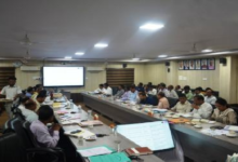 CG : समय-सीमा की बैठक: सरकारी योजनाओं की समीक्षा, लंबित मामलों को जल्द निपटाने के सख्त निर्देश …