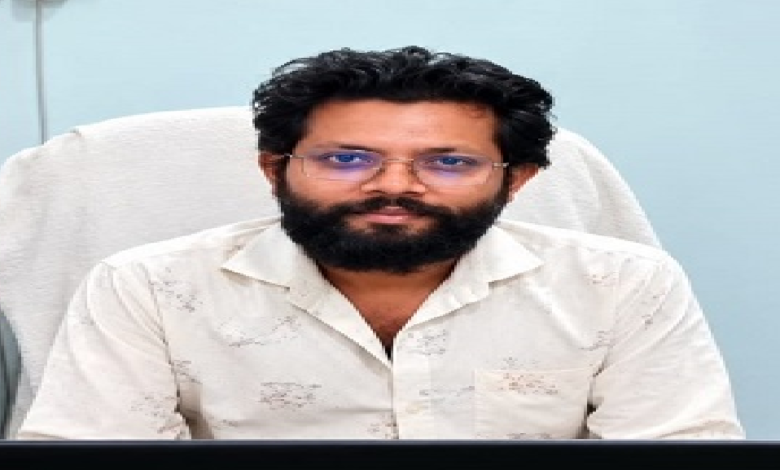 राजनांदगांव : प्रधानमंत्री स्वनिधि योजना से उत्तम कुमार जमूरिया को मिला व्यवसाय विस्तार के लिए ऋण सहायता …