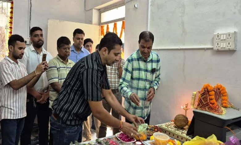 राजनांदगांव : महापौर मधुसूदन यादव ने अत्याधुनिक आधार सुविधा केन्द्र का किया शुभारंभ …