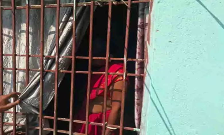 CG : दिव्यांग महिला की मौत, कमरे में फंदे से लटका मिला शव …