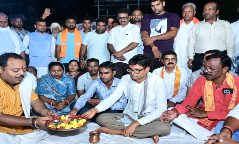 रायगढ़ में विकास कार्यों की सौगात : वित्त मंत्री ओ.पी. चौधरी ने ओपन जिम और आंगनबाड़ी भवन का किया शिलान्यास, सामुदायिक भवन का लोकार्पण ...
