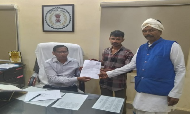 CG : सेवा सेतु ने आसान की राह, घर बैठे मिला विवाह प्रमाण पत्र …