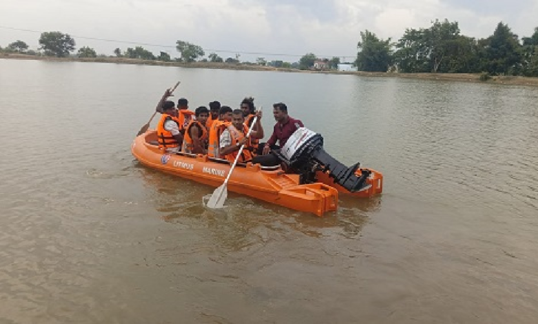 CG : बाढ़ आपदा से निपटने तैयार हो रही जल मित्रों की टीम, 57 लोगों को विशेष प्रशिक्षण …